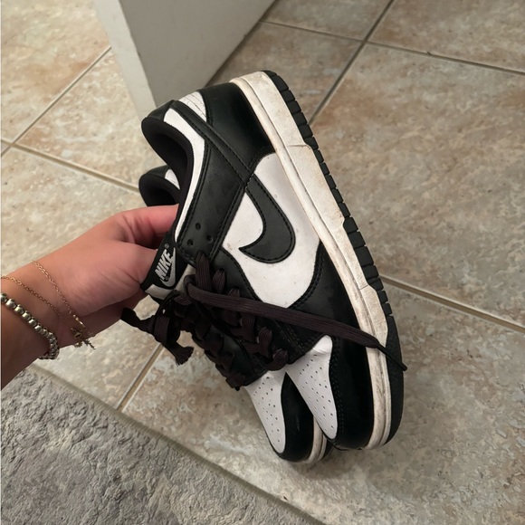 nike dunks - Picture 3 of 3